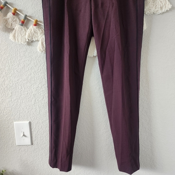 Vince Wool Burgundy Slim Trouser Pants Contemporary Business Casual Modest 8 - Picture 4 of 13